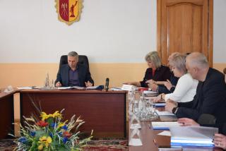 У Кам`янському відбулося засідання виконкому міської ради